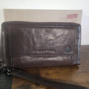 Spikes & Sparrow Woman's Wristlet